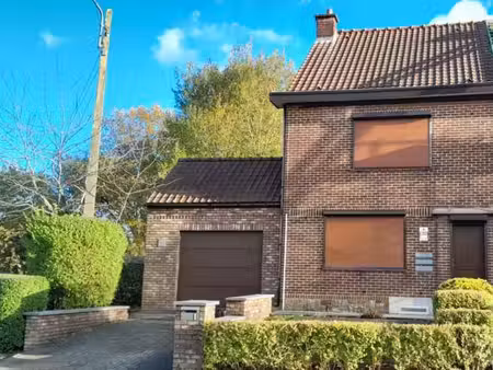 maison 3 ch. avec jardin - remise - garage  en très bon état