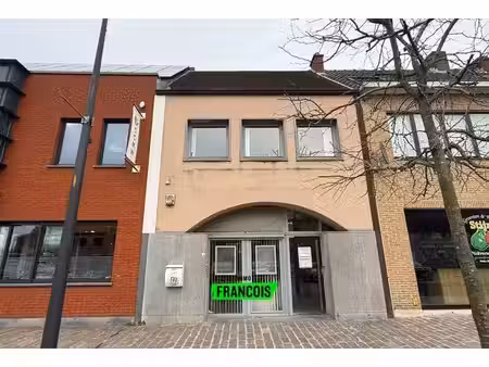 bien commercial polyvalent bénéficiant d’un excellent empla…