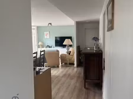 nouveau maison au calme