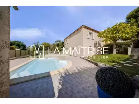 maison en impasse - 3 chambres - piscine – la panouse
