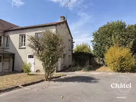 proche senlis - t4 - a rénover - a1 - ecole