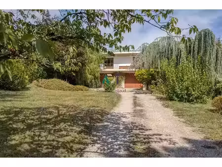 vente maison 10 pièces 231.61 m² à saint-ismier (38330)  850 000 €