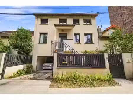 vente maison 8 pièces 150 m² à chatillon (92320)  940 000 €