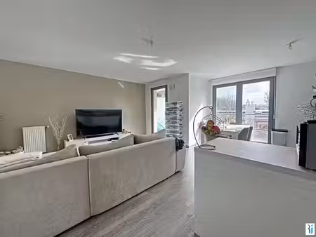 notre dame de bondeville - f3 de 61 88 m² avec balcon et place de parking