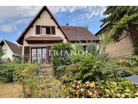 rare sur le secteur – maison familiale avec jardin sans vis-à-vis aux portes de saint-germ