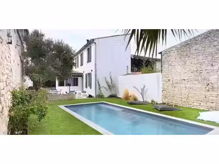 maison avec piscine et terrasse sainte-marie-de-ré (17)