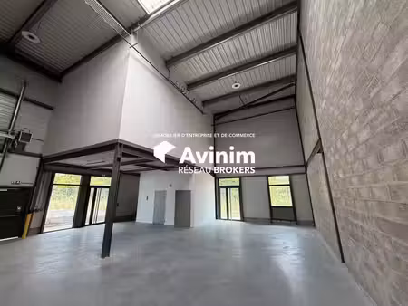 location entrepôt montataire 60160 193m²