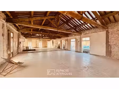 ancien bâtiment industriel à réinventer à quelques pas de la plage