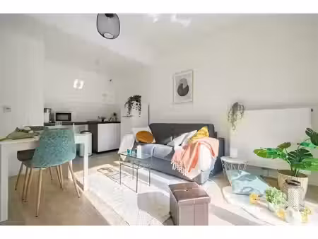 location meublée appartement 1 pièce 28.67 m² à ville-d'avray (92410)  968 €