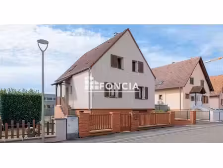 maison - 115 m2 - 5 pieces -4 chambres - terrasse - sous-sol - terrain 400m2