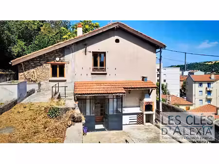 maison -quatre chambres-terrain -