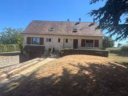 maison sur sous-sol vineuil 6 pièce(s)- 4 chambres - garage - terrasse - jardin -