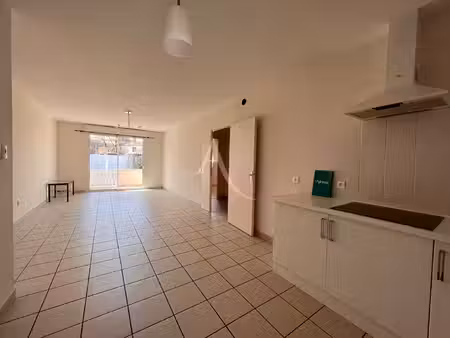 appartement le poire sur vie 3 pièce(s) 61.90 m2