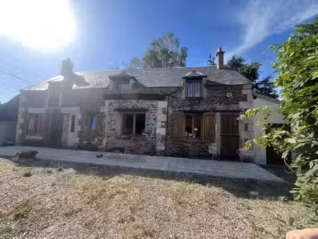 maison de campagne : longère rénovée au calme  à proximité d