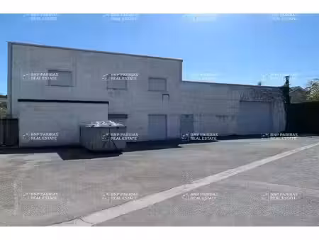 vente local d’activités saint-genis-laval 69230 932m²
