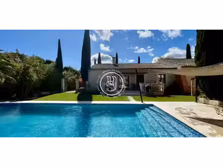 maison avec piscine eygalières (13)