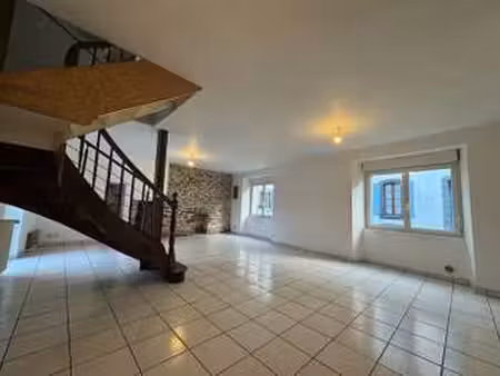 location maison à pleyben (29190) : à louer / 80m² pleyben