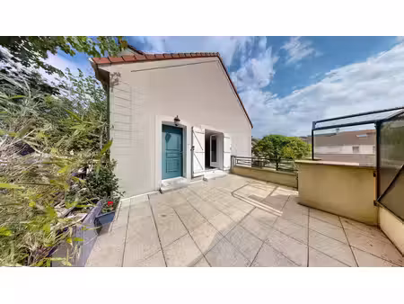 plaisir - maison de ville avec terrasse