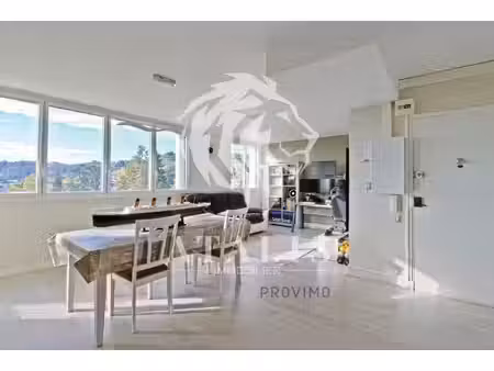 appartement t4