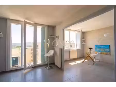 trévoux - appartement - t2 - 50 m² - balcon