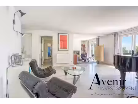 maison familiale - 190m2 - 5 chambres - calme - piscine - garage - collonges au mont d or