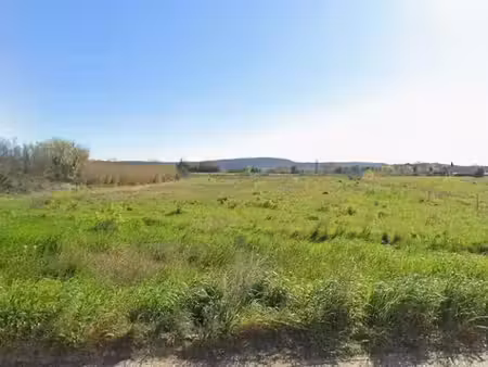 vente terrain 330 m² à remoulins (30210)  117 000 €