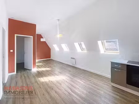 location appartement 3 pièces 41.04 m² à lesneven (29260)  585 €