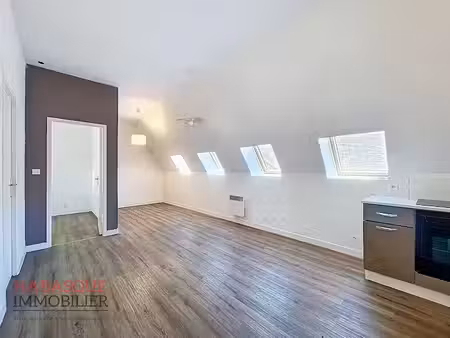 location appartement 3 pièces 41.04 m² à lesneven (29260)  682 €