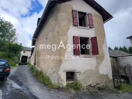 maison au calme en partie rénovée sur plus de 1 5 ha