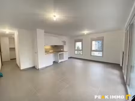 location appartement 3 pièces 65.58 m² à sallanches (74700)  1 015 €