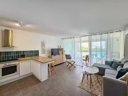 location appartement 2 pièces 57 m² à saint-martin (97150)  1 515 €