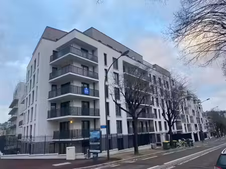location appartement 2 pièces 68.06 m² à sceaux (92330)  1 700 €