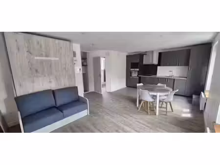 location meublée appartement 1 pièce 33.6 m² à laon (02000)  500 €