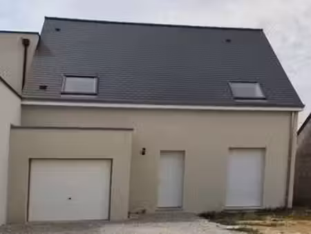 location maison à bourgbarré (35230) : à louer / 105m² bourgbarré