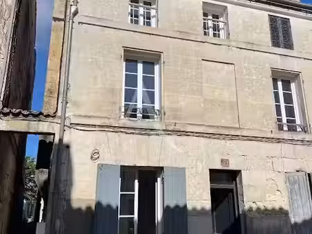 location appartement 2 pièces 32.6 m² à saintes (17100)  610 €