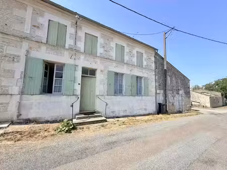vente maison 3 pièces 107.83 m² à saint-andré-de-lidon (17260)  59 000 €
