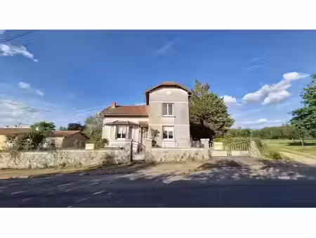 vente villa 109.26 m² à hiesse (16490)  79 500 €