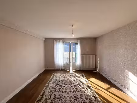 appartement 3 pièce(s) 65 m² - nouzonville