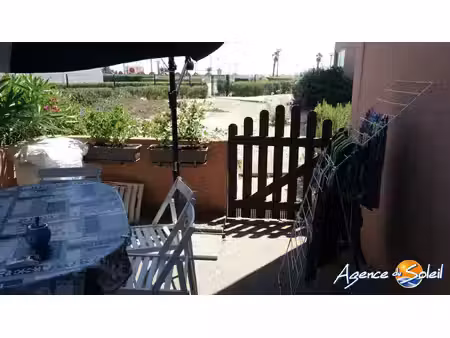 accès direct à la plage   studio+loggia+terrasse ouverte