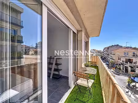 golfe juan - 2p - 48m² - proche mer - balcon - refait à neuf - sud - cave