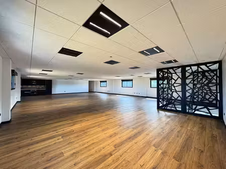 plateau neuf de bureaux 228 m² - betheny