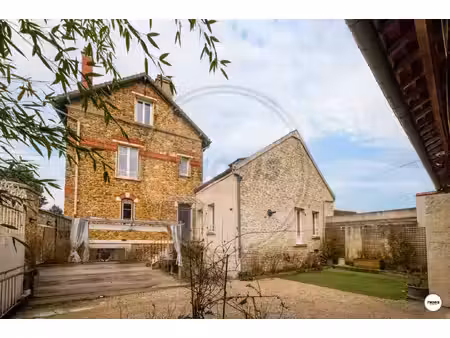 maison 13 pièces 8 chambres 351 m2
