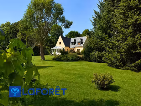 maison saint caradec tregomel 6 pièce(s) 138 m2