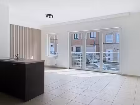 appartement à louer avec terrasse et 2 chambres   koekelberg (vbe59621)