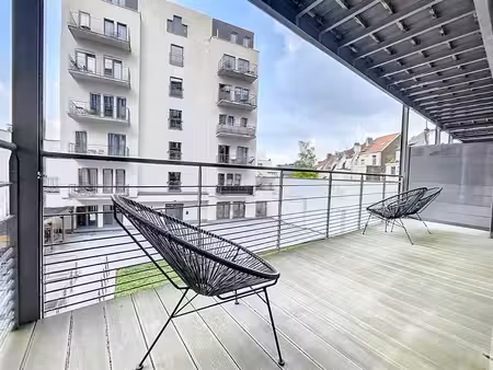 appartement à louer avec terrasse et 2 chambres   saint-josse-ten-noode (vbe59624)