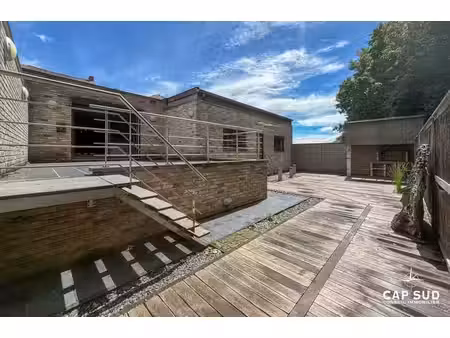 surface commerciale polyvalente de ± 460 m² à bois d'haine