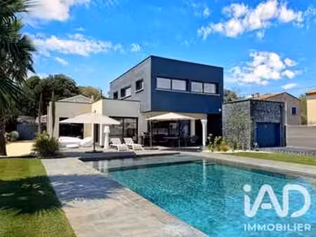 vente maison piscine à garons (30128) : à vendre piscine / 177m² garons
