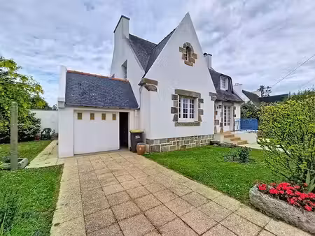 vente maison 8 pièces 130 m² à plounévez-lochrist (29430)  197 000 €
