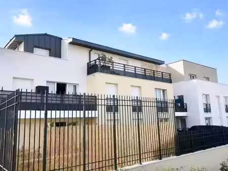 location appartement 2 pièces 44.97 m² à corbeil-essonnes (91100)  828 €