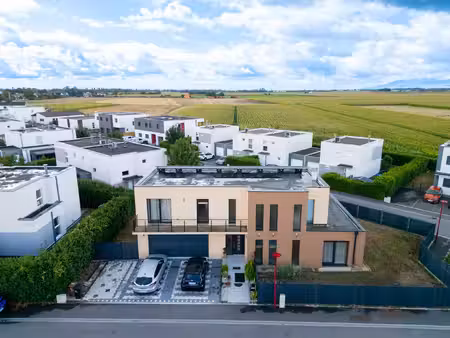 maison moderne de 174 m2 3 suites parentales garage doub